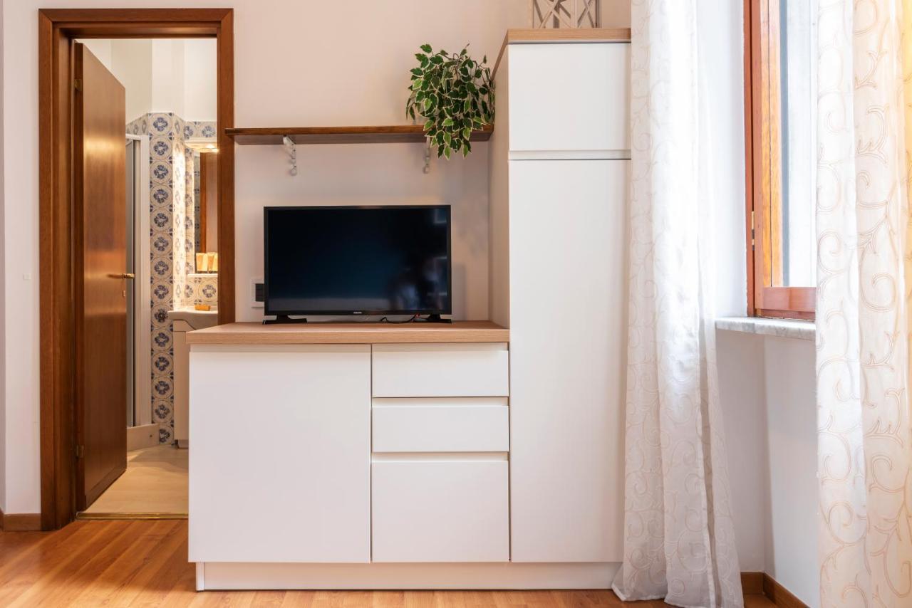 Casa Blu Flexyrent Apartment Wifi - No Ac 밀라노 외부 사진
